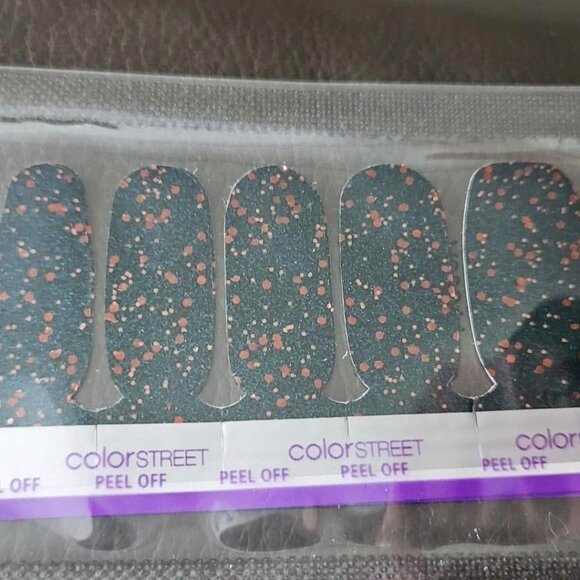 Color Street Color Play Box - May 2024 - Picture 9 of 14